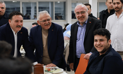 Vali Gökmen Çiçek ile Başkan Memduh Büyükkılıç öğrencilerle sahurda buluştu