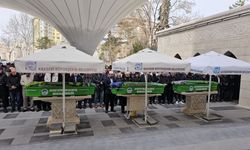 Kayseri'de kızı tarafından katledilen anne son yolculuğuna uğurlandı!