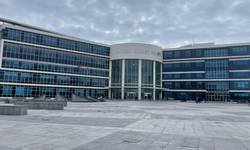 Kayseri’de 6’ncı kattan düşerek ölen kadının şüpheli eşi hakkında flaş gelişme!