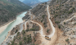 Ulaşıma nefes aldıracak düzenleme başladı: Bu yol Yahyalı'mıza yakışmıyordu!
