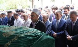 11. Cumhurbaşkanı Abdullah Gül'ün acı günü: Son yolculuğuna uğurladı