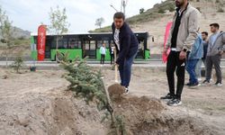 Kayseri'de bu kez üniversite öğrencileri harekete geçti! Sakarya Mahallesi'nde kapsamlı çalışma
