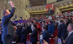 A Partili Yavuz Ağıralioğlu Kayseri'de açtı ağzını yumdu gözünü: Memleketin haline bak!