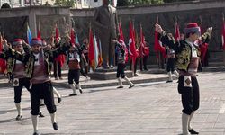 Kayseri'de meydan dolup taştı: 19 Mayıs kutlamaları başladı!