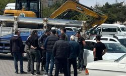 Kamyonun freni boşaldı 4 araca çarptı!