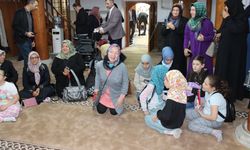 Kayseri'de engelli vatandaşlar orada buluştu! 27 yaşındaki İlayda'ya hediye
