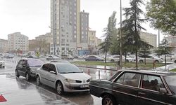 Kayseri'de sağanak yağış birden bastırdı! Vatandaşlar ne yapacağını şaşırdı