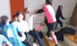 Turnuva boks ringine döndü! Hakem ve öğretmen birbirine girdi!