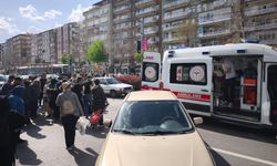Kayseri'de  kız çocuğuna araba çarptı!