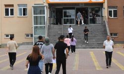 Kayseri’de AYT sınavı heyecanı yaşandı