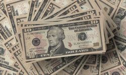 Dolar ve Euro'ya yatırım yapanlar dikkat! Uzmanı uyarılarını sıraladı