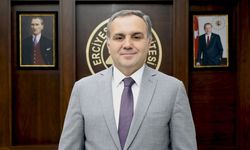 Rektör Altun'dan ERÜ ailesine bayram tebriği!