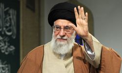 İran Dini Lideri Hamaney: Onların hayatı şüphesiz zindana dönecek