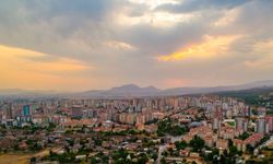 Melikgazi'de büyük ev icralık oldu: Araç fiyatına daire arayanlar dikkat