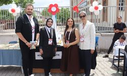 Kayseri'de 100 öğrencinin çıkardığı kitap için imza töreni düzenlendi!