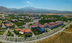 Kayseri'de üniversitelerden büyük başarı! 3 tanesi ilk binde