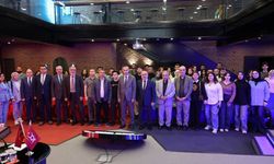 Kayseri Üniversitesi'nde yapay zeka masaya yatırıldı: Konferansa katılan isimler dikkat çekti!