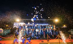 Kayserili iş adamının lüks lisesinden mezun olmak 50 Cumhuriyet altını değerinde!