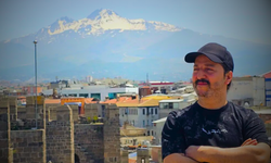Kayseri’de çekilen reklam filminde ünlü oyuncunun yanındaki isim şaşırttı