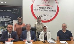 Kayseri Şehir Hastanesi’nde eski il sağlık müdüründen tebrik paylaşımı!