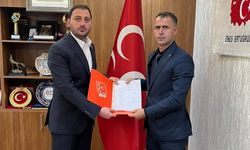MHP Kayseri'de bayrak değişimi! Pınarbaşı İlçe Başkanı Kadir Mağara oldu