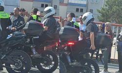 Polis Yetiştirdi: Sınava son dakika girdiler!