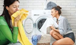 Kıyafetlerinizi Daha Uzun Ömürlü Yapacak Çamaşır Yıkama Önerileri
