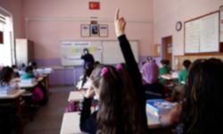 2025-2026 eğitim takvimi belli oldu! Tatil ve dönem tarihleri açıklandı!