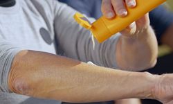 Elinizdeki güneş kremi sizi gerçekten koruyor mu? Bu yöntem ile hemen test edin