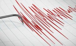 Son dakika... Ege Denizinde korkutan deprem!