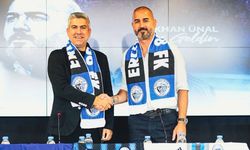 Erciyes 38 FK’da Gökhan Ünal imzayı attı! Törende dikkat çeken detay