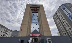 Kayseri'nin göbeğinde boşaltılan binaya bakın ne yapılacak?