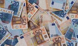 Euro 48 TL'ye ilerliyor! Uzmanından uyarılar geldi