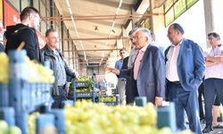 Kayseri Hal Kompleksi’ne ziyaret! Başkan Büyükkılıç talepleri dinledi