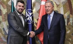 Hulusi Akar'dan dikkat çeken ziyaret! Askeri işbirliği konuşuldu