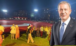 Dünyanın en büyük Türk Bayrağı Kayseri'de açıldı! Hulusi Akar: Türk baş verir diz çökmez