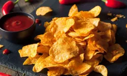 Ünlü markanın cipsi bu yüzden toplatılmaya başlandı