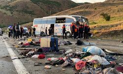 Yolcu otobüsü dağ yamacına çarptı! Ölenlerin kimlikleri belli oldu
