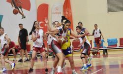 Kayseri’de Anadolu Yıldızlar Ligi Basketbol Müsabakaları Tamamlandı