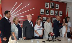 CHP Kayseri İl Başkanlığı büyüyor: Rozetler milletvekillerinden