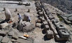 Kültür ve Turizm Bakanı’ndan duyuru: Bakın Nemrut Dağı’nda neler oluyor?