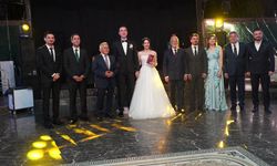 Dursun Ataş, o çifti özel gününde yalnız bırakmadı