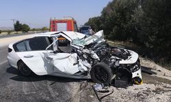 Otomobil ile kamyonet çarpıştı! 1 ölü çok sayıda yaralı