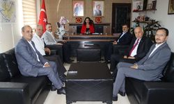 Saadet Partisi heyeti Tomarza’da esnaf ve halkla buluştu
