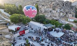 Kayseri’de turizm festivali renkli görüntülere sahne oldu