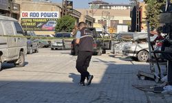 Sanayi bölgesinde tamirci ile müşteri arasında bıçaklı kavga: 3 kişi yaralandı