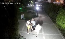 13 Yaşındaki çocuğu site ortasında dövdü
