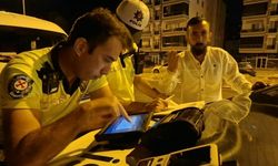 Aksaray’da 0.03 promil fazla alkolden ehliyetine el konulunca gazetecilere tepki gösterdi