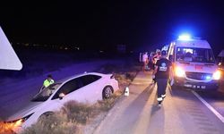 Büyük kaza: Bir araç şarampole yuvarlanırken diğeri ters döndü