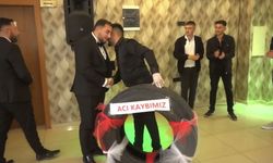 Böylesi görülmedi: Damadın arkadaşlarından sıra dışı hediye!